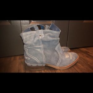 Sundance cowgirl booties